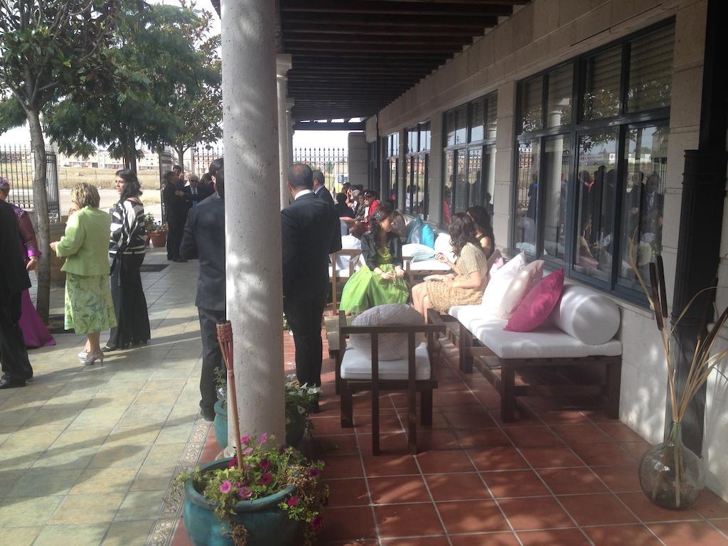 Hotel Restaurante San Roque Medina del Campo Eksteriør billede