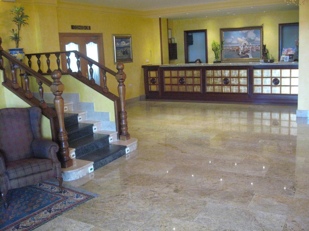 Hotel Restaurante San Roque Medina del Campo Eksteriør billede