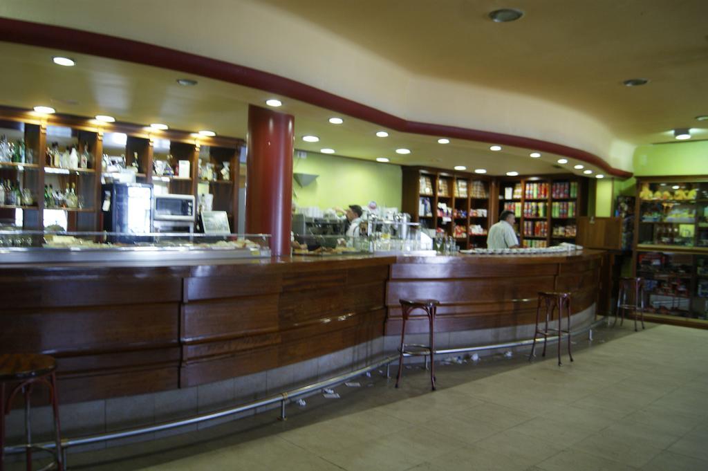 Hotel Restaurante San Roque Medina del Campo Eksteriør billede